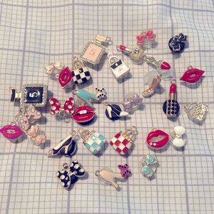 Bling charms 🐊 for crocs